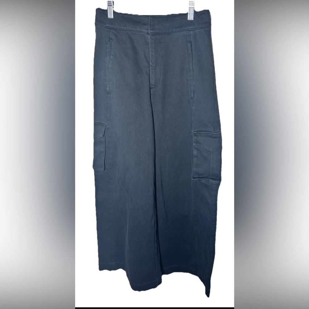 Alo Yoga Show Off Wide Leg Cargo Pants